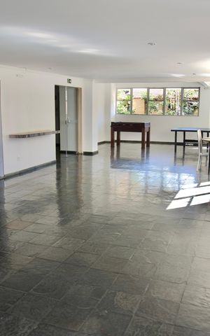 Apartamento para alugar com 200m², 4 quartos e 2 vagas Apartamento para alugar com 200m², 4 quartos e 2 vagasÁrea Comum - Salão de Festas