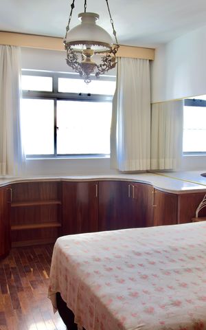Apartamento para alugar com 200m², 4 quartos e 2 vagas Apartamento para alugar com 200m², 4 quartos e 2 vagasSuíte