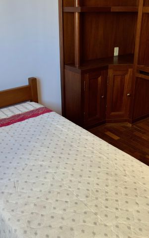 Apartamento para alugar com 200m², 4 quartos e 2 vagas Apartamento para alugar com 200m², 4 quartos e 2 vagasQuarto 3 - Cama