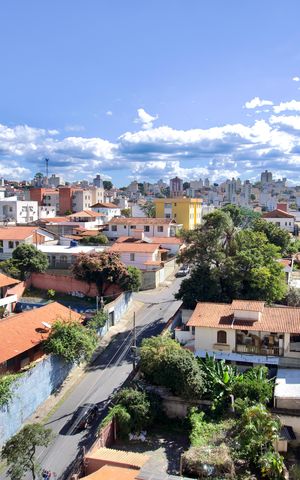 Apartamento para alugar com 200m², 4 quartos e 2 vagas Apartamento para alugar com 200m², 4 quartos e 2 vagasQuarto 1/Sala de TV - Janela Vista
