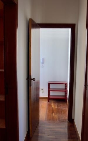Apartamento para alugar com 200m², 4 quartos e 2 vagas Apartamento para alugar com 200m², 4 quartos e 2 vagasCorredor