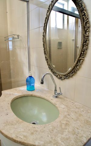 Apartamento para alugar com 200m², 4 quartos e 2 vagas Apartamento para alugar com 200m², 4 quartos e 2 vagasBanheiro - Detalhe