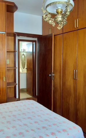 Apartamento para alugar com 200m², 4 quartos e 2 vagas Apartamento para alugar com 200m², 4 quartos e 2 vagasSuíte