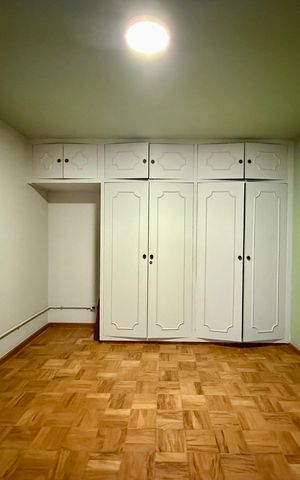 Casa à venda com 250m², 4 quartos e 5 vagas Casa à venda com 250m², 4 quartos e 5 vagasSuíte 3