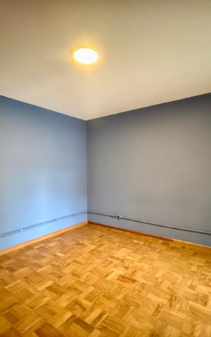 Casa à venda com 250m², 4 quartos e 5 vagas Casa à venda com 250m², 4 quartos e 5 vagasSuíte 2
