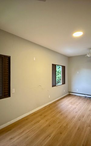 Casa à venda com 250m², 4 quartos e 5 vagas Casa à venda com 250m², 4 quartos e 5 vagasSuíte 1