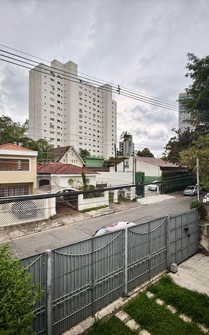 Casa à venda com 250m², 4 quartos e 5 vagas Casa à venda com 250m², 4 quartos e 5 vagasVista Suíte 2