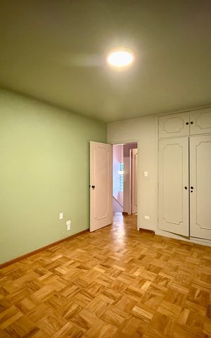 Casa à venda com 250m², 4 quartos e 5 vagas Casa à venda com 250m², 4 quartos e 5 vagasSuíte 3