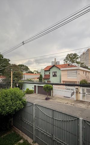 Casa à venda com 250m², 4 quartos e 5 vagas Casa à venda com 250m², 4 quartos e 5 vagasVista Suíte 1