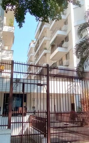 Apartamento à venda com 85m², 2 quartos e 1 vaga Apartamento à venda com 85m², 2 quartos e 1 vagaFachada