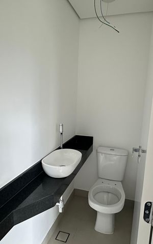 Casa de condomínio à venda com 193m², 3 quartos e 2 vagas