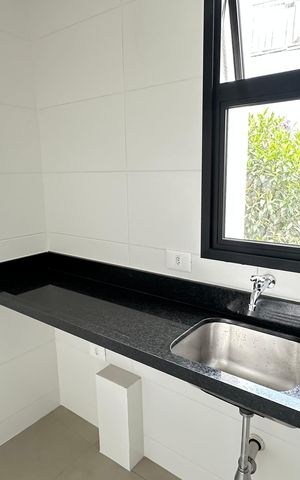 Casa de condomínio à venda com 193m², 3 quartos e 2 vagas
