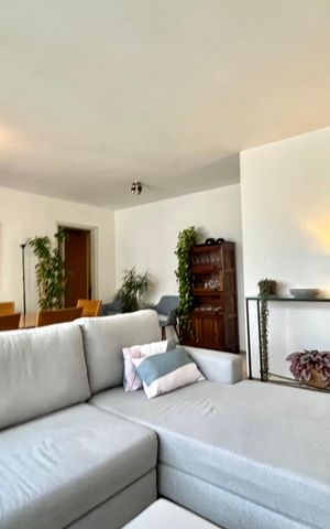 Apartamento à venda com 110m², 3 quartos e 2 vagas Apartamento à venda com 110m², 3 quartos e 2 vagasSala