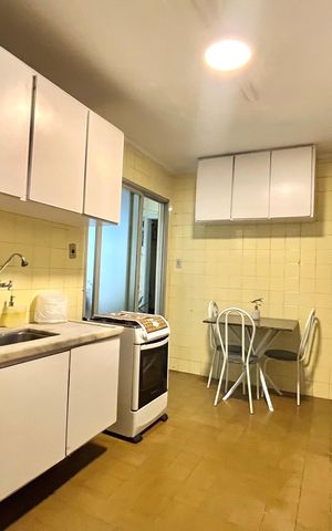 Apartamento à venda com 110m², 3 quartos e 2 vagas Apartamento à venda com 110m², 3 quartos e 2 vagasCozinha
