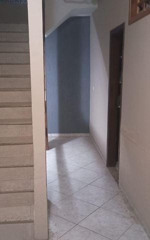 Casa para alugar com 240m², 3 quartos e 1 vaga