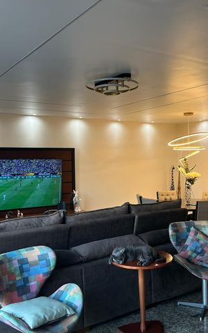 Apartamento para alugar com 440m², 4 quartos e 3 vagas Apartamento para alugar com 440m², 4 quartos e 3 vagasSala