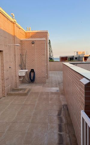 Apartamento para alugar com 440m², 4 quartos e 3 vagas Apartamento para alugar com 440m², 4 quartos e 3 vagasÁrea externa