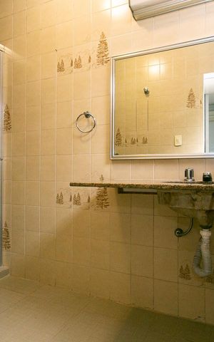Casa à venda com 144m², 3 quartos e 3 vagas Casa à venda com 144m², 3 quartos e 3 vagasBanheiro da Suíte