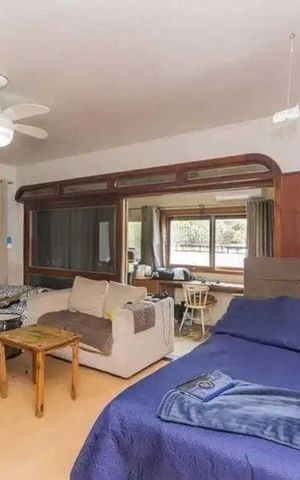 Casa para alugar com 374m², 3 quartos e 4 vagas Casa para alugar com 374m², 3 quartos e 4 vagasQuarto 2