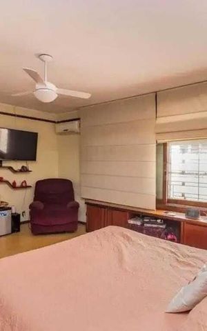 Casa para alugar com 374m², 3 quartos e 4 vagas Casa para alugar com 374m², 3 quartos e 4 vagasQuarto 1
