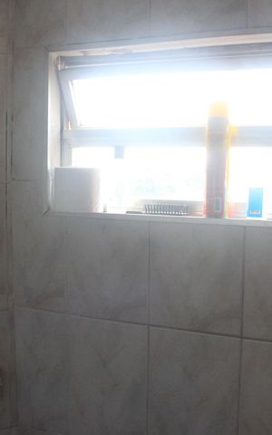 Casa à venda com 363m², 4 quartos e 2 vagasBanheiro 2
