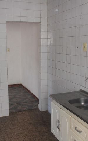 Casa à venda com 363m², 4 quartos e 2 vagasCozinha 3