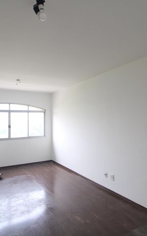 Apartamento para alugar com 85m², 3 quartos e 1 vagaSala