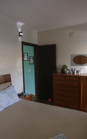 Casa à venda com 210m², 2 quartos e 2 vagasSuite2