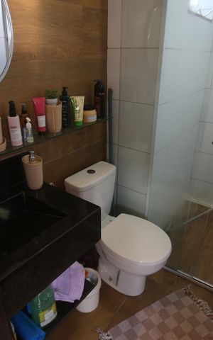 Casa à venda com 210m², 2 quartos e 2 vagasSuite2