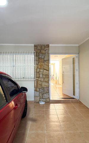 Casa para alugar com 206m², 3 quartos e 2 vagas Casa para alugar com 206m², 3 quartos e 2 vagasGaragem