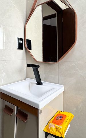 Casa para alugar com 206m², 3 quartos e 2 vagas Casa para alugar com 206m², 3 quartos e 2 vagasBanheiro Social