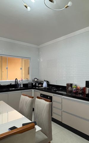 Casa para alugar com 206m², 3 quartos e 2 vagas Casa para alugar com 206m², 3 quartos e 2 vagasCozinha
