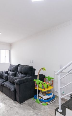 Casa à venda com 115m², 2 quartos e 3 vagasSala