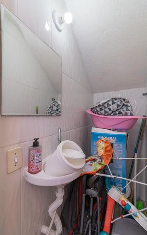 Casa à venda com 115m², 2 quartos e 3 vagasLavabo 2