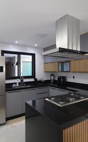 Casa à venda com 220m², 4 quartos e 2 vagasCozinha