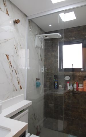 Casa à venda com 220m², 4 quartos e 2 vagasQuarto 1 - Banheiro