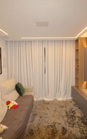 Casa à venda com 220m², 4 quartos e 2 vagasSala