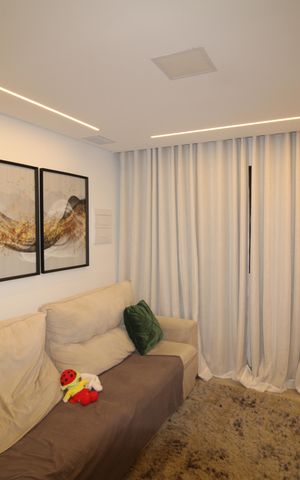 Casa à venda com 220m², 4 quartos e 2 vagasSala