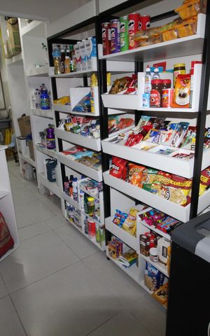 Apartamento para alugar com 86m², 2 quartos e 2 vagasÁrea comum - Mini Mercado