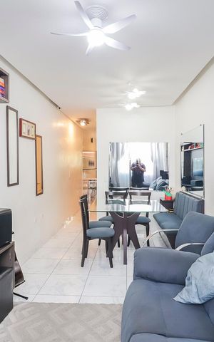 Casa à venda com 119m², 2 quartos e 2 vagasSala