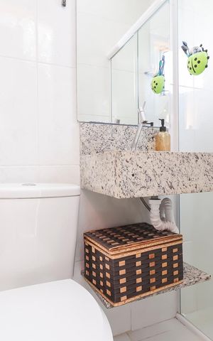 Casa à venda com 119m², 2 quartos e 2 vagasBanheiro da Suíte 1