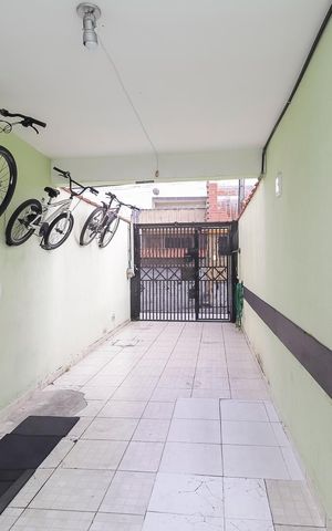 Casa à venda com 119m², 2 quartos e 2 vagasGaragem