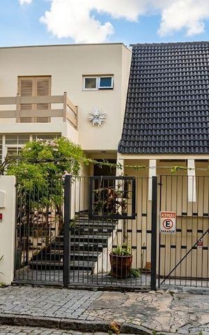 Casa à venda com 400m², 6 quartos e 4 vagas