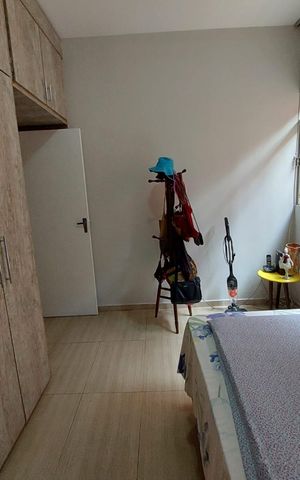 Casa à venda com 193m², 5 quartos e 2 vagas Casa à venda com 193m², 5 quartos e 2 vagasquarto 4