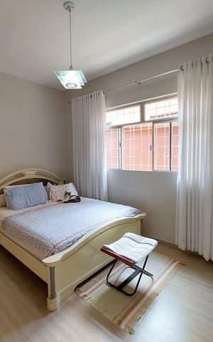 Casa à venda com 193m², 5 quartos e 2 vagas Casa à venda com 193m², 5 quartos e 2 vagasquarto 2