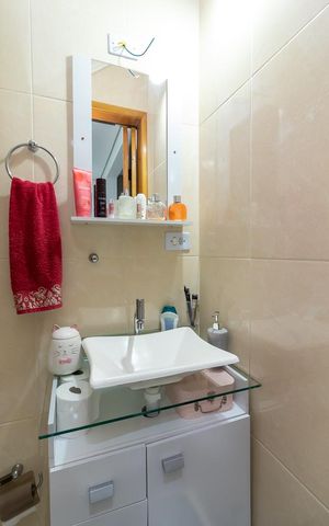Casa de condomínio à venda com 67m², 2 quartos e 1 vagaLavabo