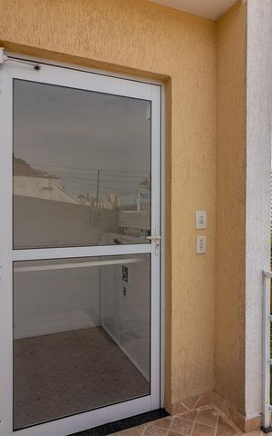 Casa de condomínio à venda com 67m², 2 quartos e 1 vagaElevador