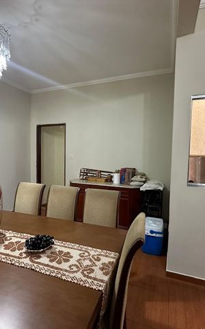 Casa à venda com 342m², 3 quartos e 4 vagas Casa à venda com 342m², 3 quartos e 4 vagasSala de Jantar