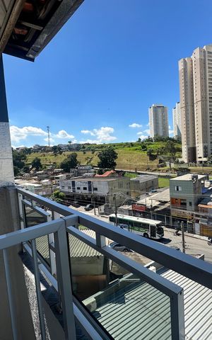 Casa à venda com 342m², 3 quartos e 4 vagas Casa à venda com 342m², 3 quartos e 4 vagasVaranda