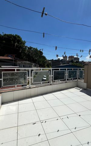 Casa à venda com 342m², 3 quartos e 4 vagas Casa à venda com 342m², 3 quartos e 4 vagasVaranda